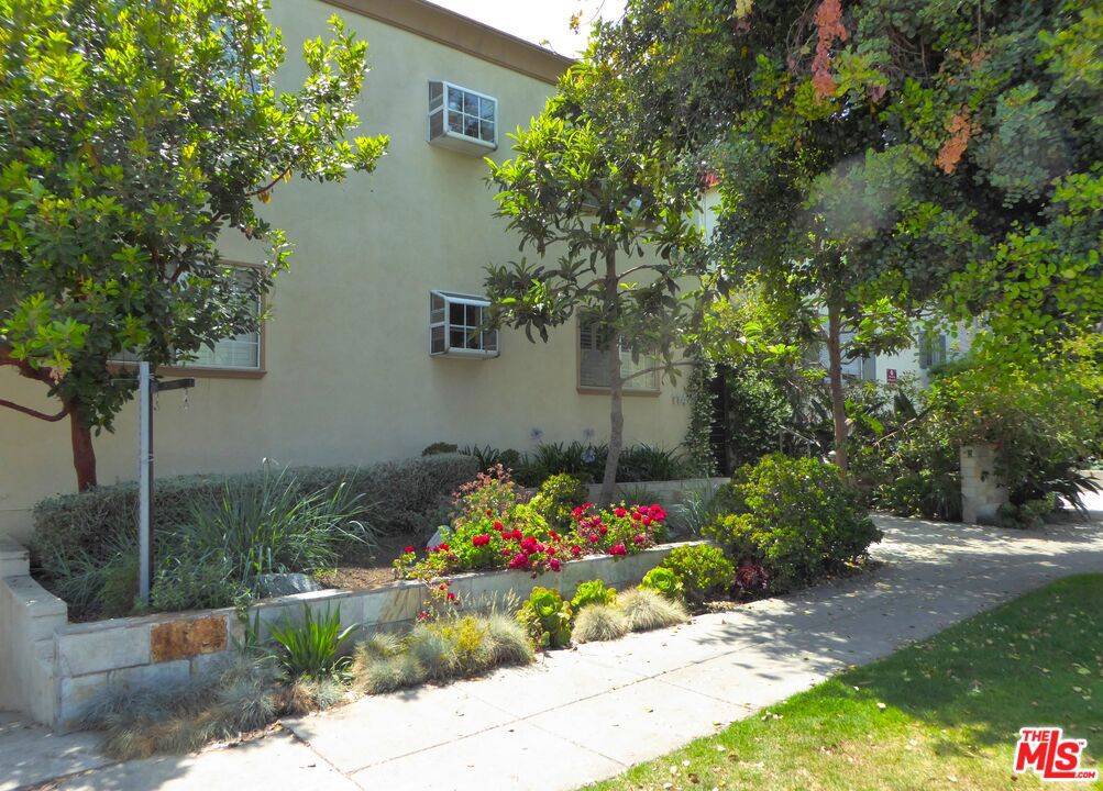 1144 10th ST #3, Santa Monica, CA 90403