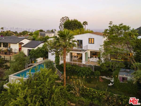 2500 Carman Crest DR, Los Angeles, CA 90068