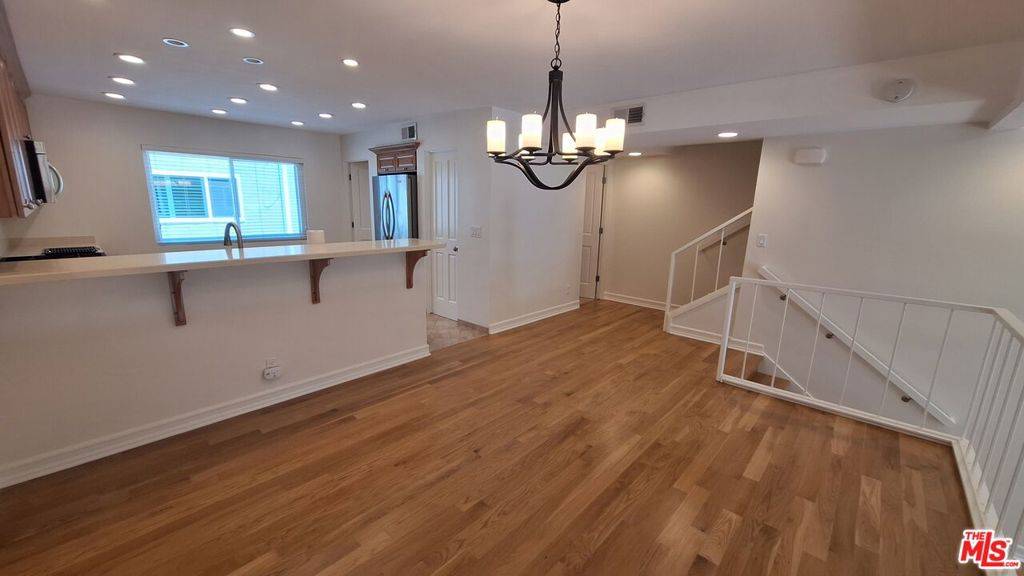 Marina Del Rey, CA 90292,13055 MINDANAO WAY #3