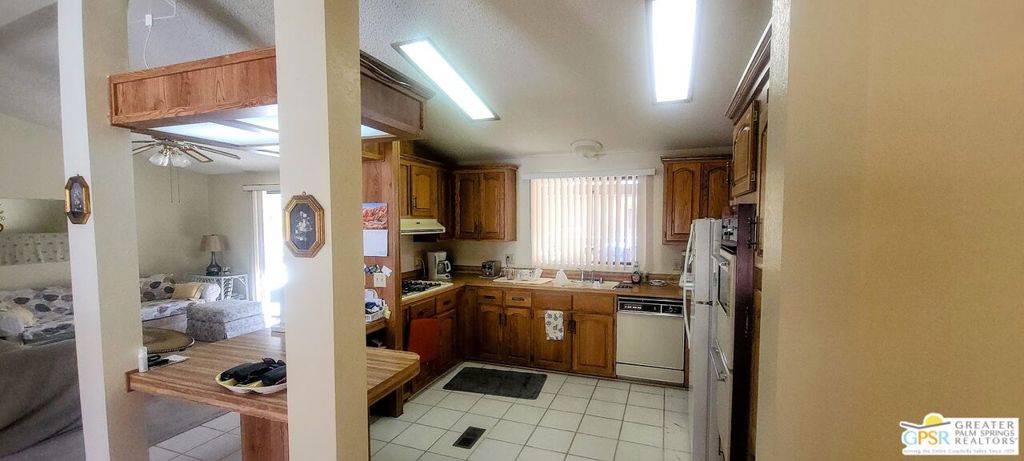 Desert Hot Springs, CA 92240,65565 Acoma AVE #119