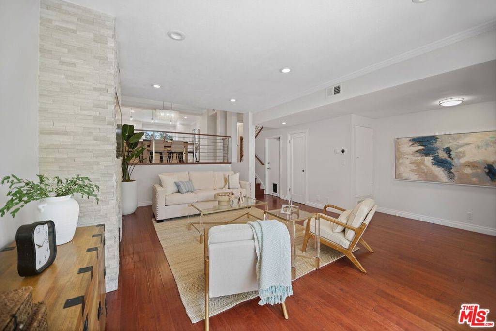 Marina Del Rey, CA 90292,4764 La Villa Marina #A