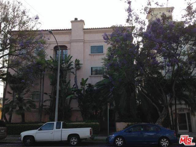 1818 Greenfield AVE #101-302, Los Angeles, CA 90025
