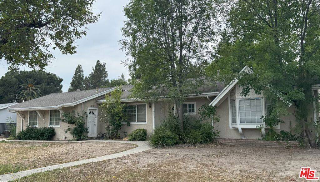 10811 Amigo AVE, Porter Ranch, CA 91326