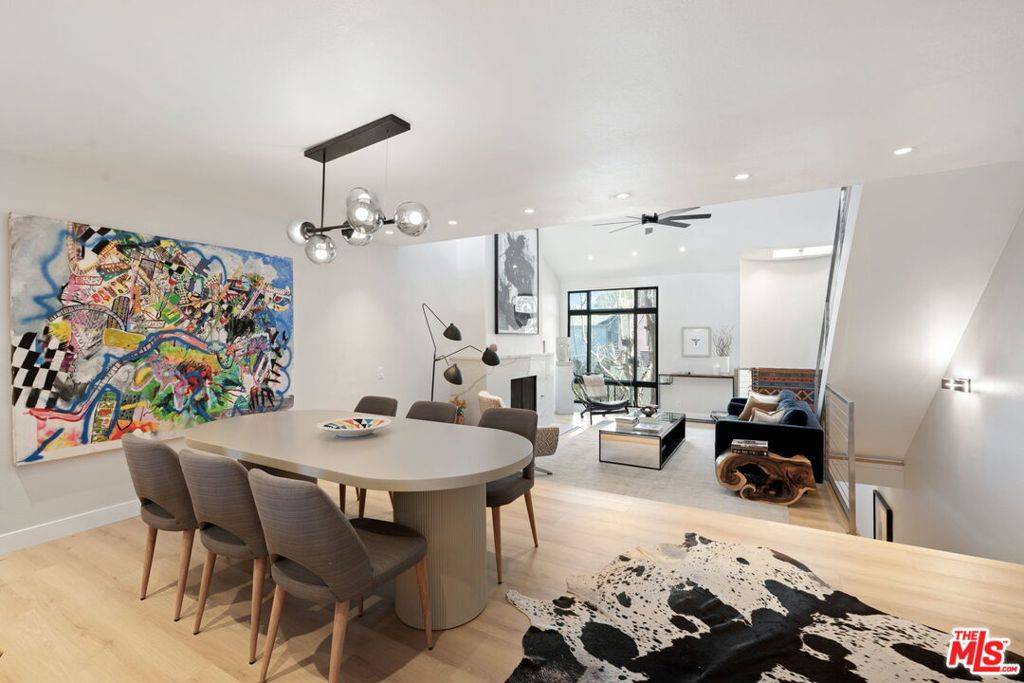 Santa Monica, CA 90405,2108 Neilson WAY