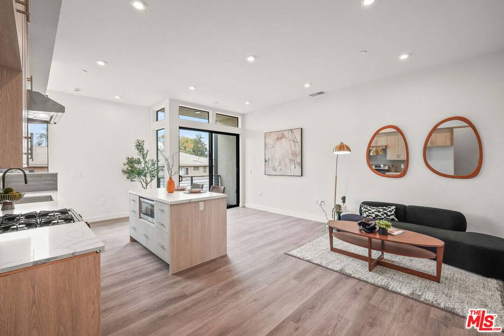 1202 N Orange, West Hollywood, CA 90046