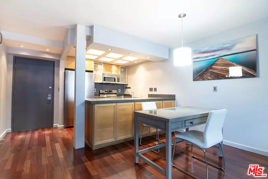 740 N Kings RD #320, West Hollywood, CA 90069
