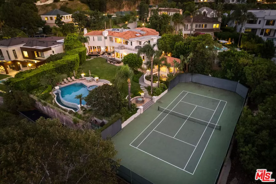 14035 Aubrey RD, Beverly Hills, CA 90210