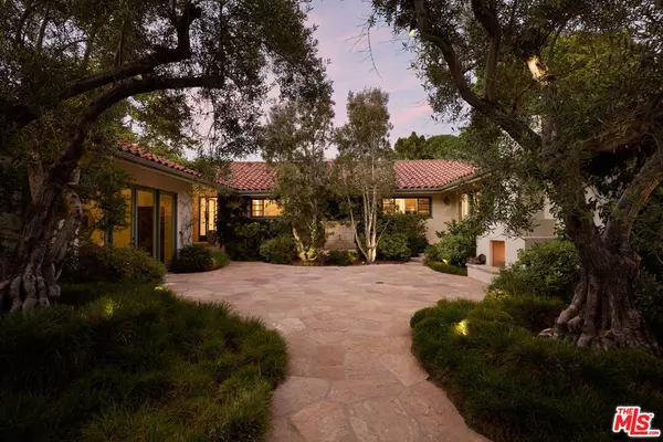 1296 Capri DR, Pacific Palisades, CA 90272
