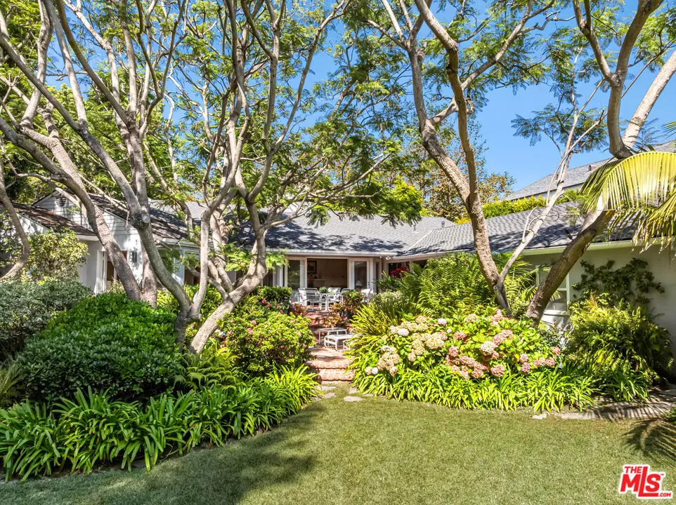 Pacific Palisades, CA 90272,1296 Capri DR