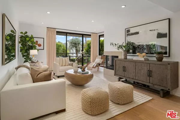 2940 Neilson WAY #204, Santa Monica, CA 90405
