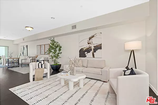 Marina Del Rey, CA 90292,3119 Via Dolce #116