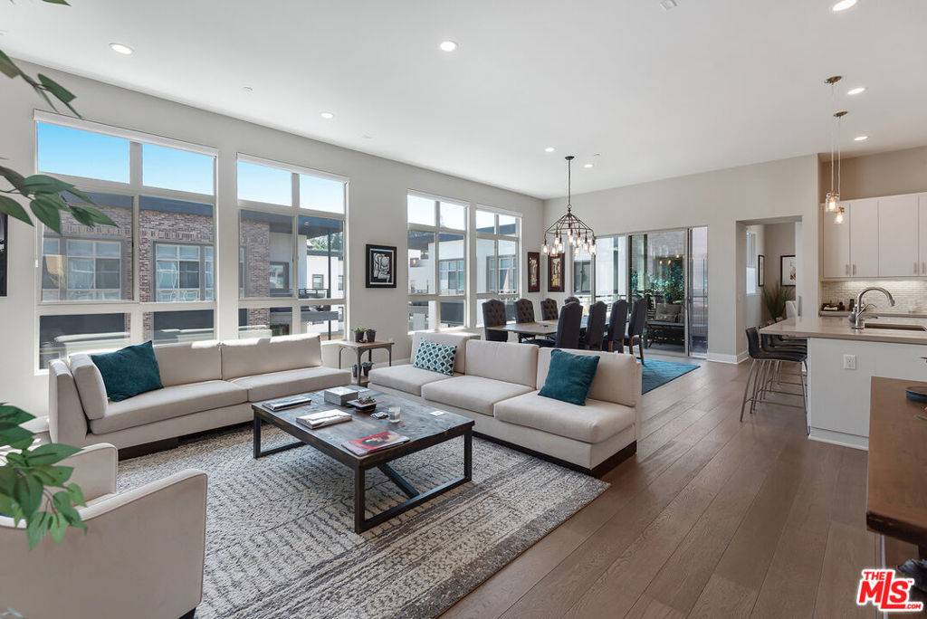 12714 W Sea Spray PL #6, Playa Vista, CA 90094