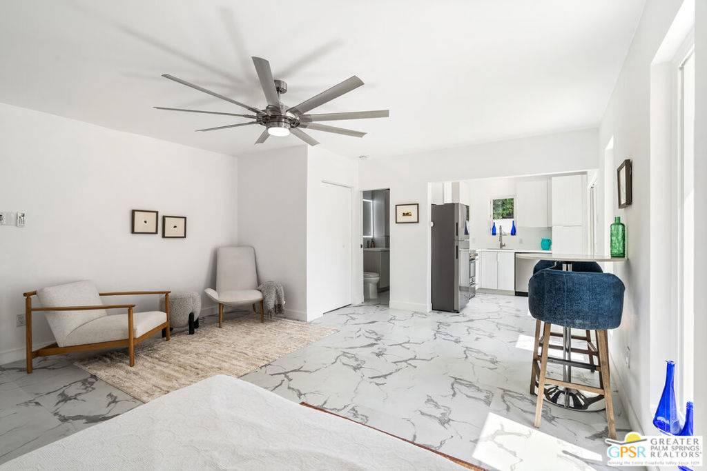 314 E Stevens RD #10, Palm Springs, CA 92262