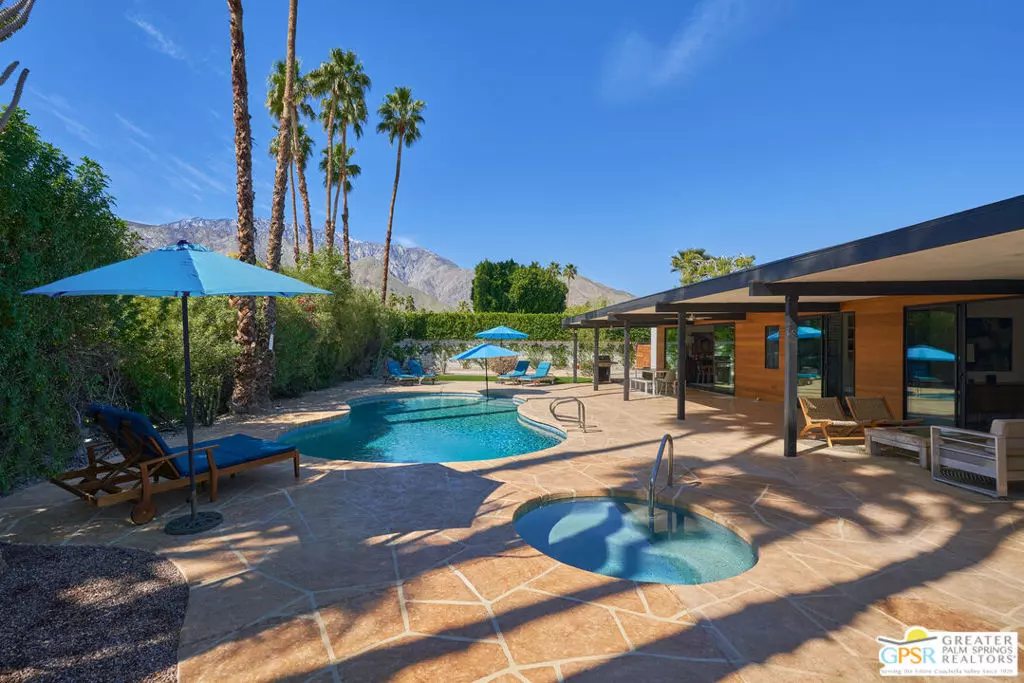 Palm Springs, CA 92262,877 E El Cid
