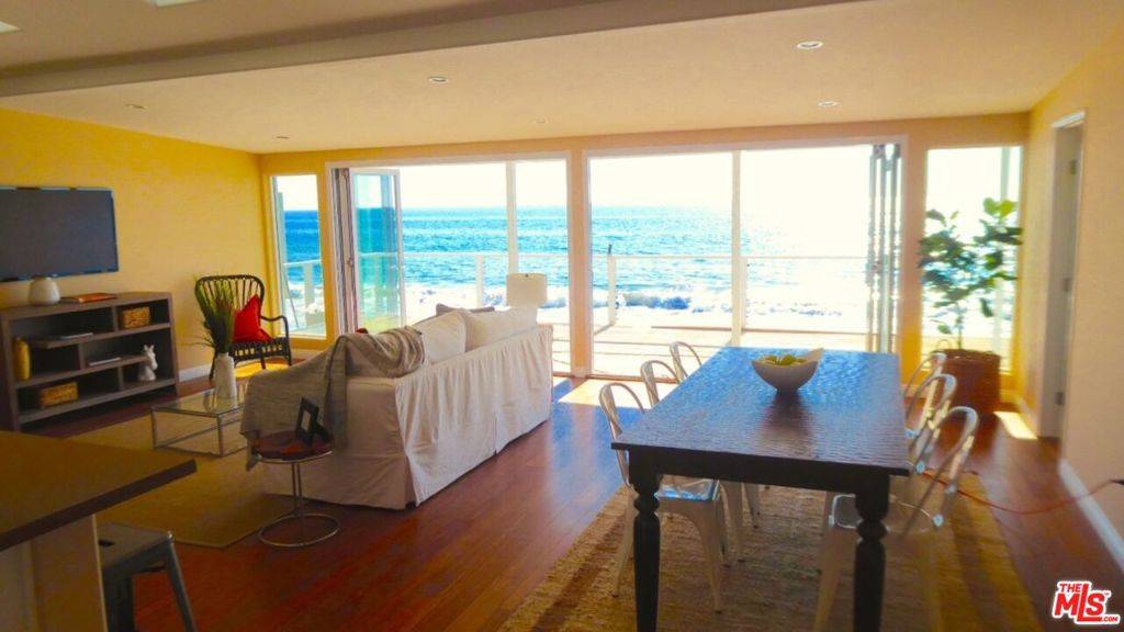 Malibu, CA 90265,25164 MALIBU RD