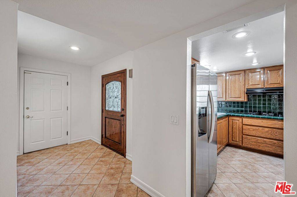 Agoura Hills, CA 91301,30757 Canwood ST