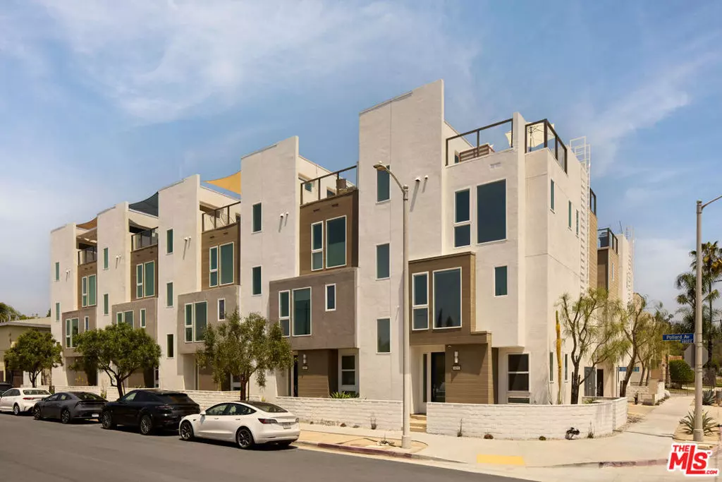 Los Angeles, CA 90042,6899 Pollard ST