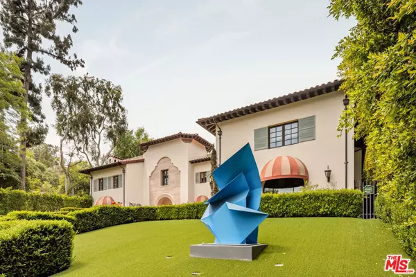 Encino, CA 91436,4009 Valley Meadow RD