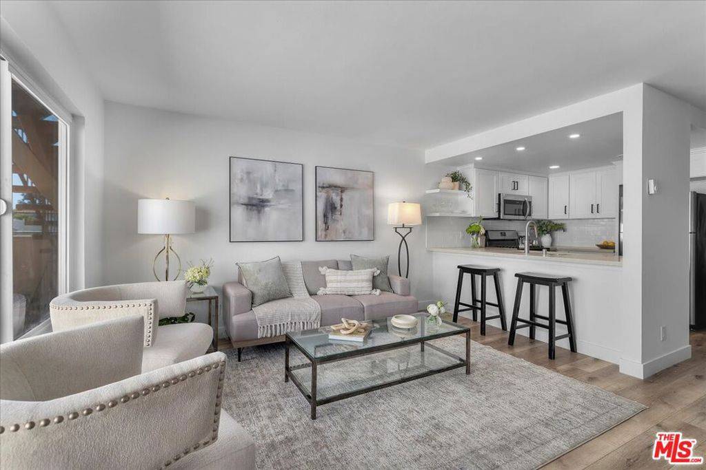 1311 Manhattan Beach BLVD #2, Manhattan Beach, CA 90266