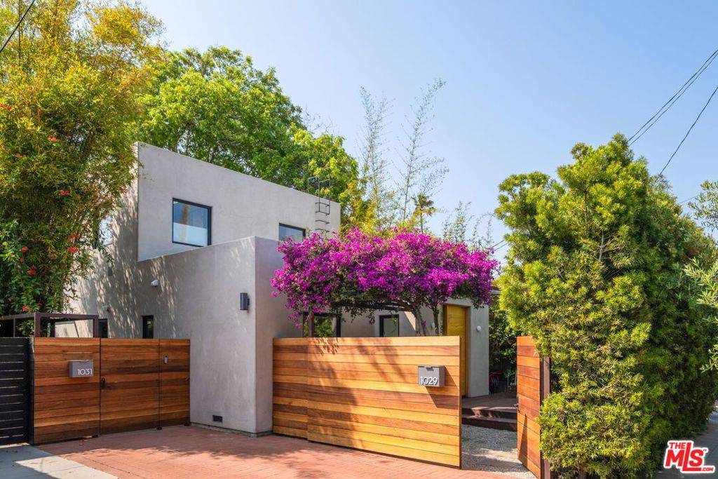 1029 Amoroso PL, Venice, CA 90291