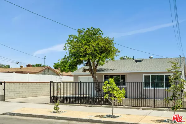 Pacoima, CA 91331,13032 Glamis ST
