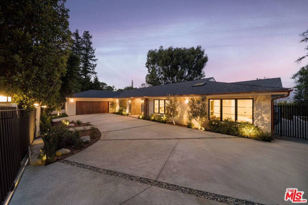 Studio City, CA 91604,3620 Wrightwood DR