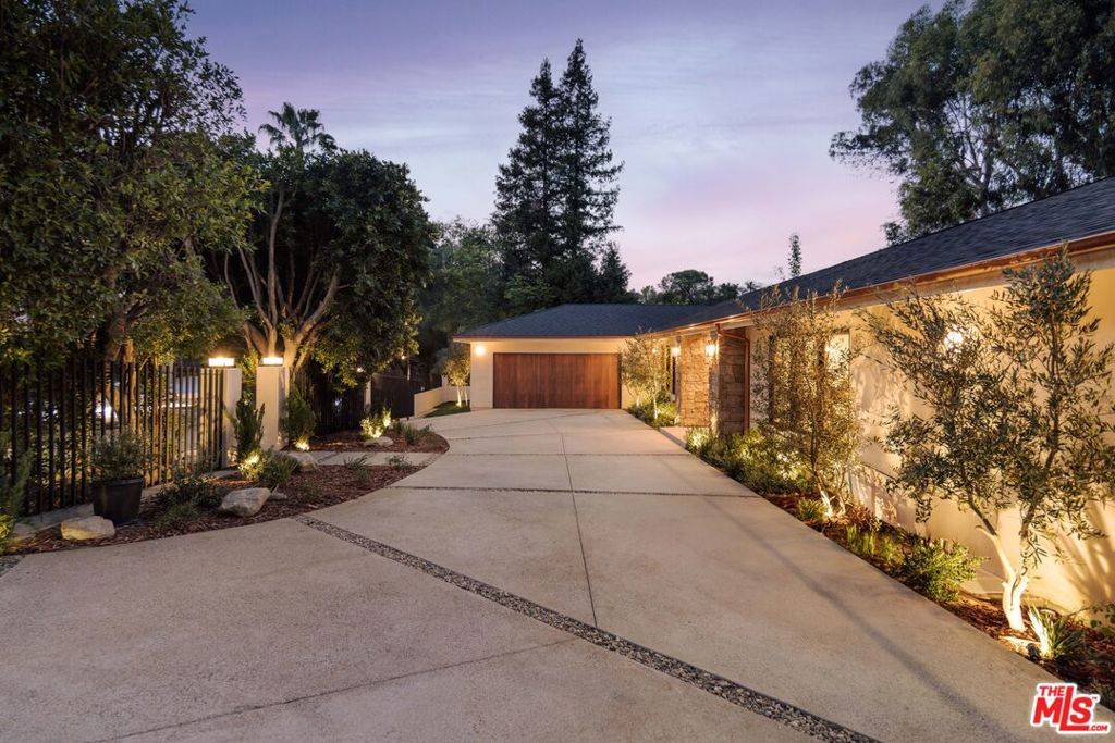 Studio City, CA 91604,3620 Wrightwood DR