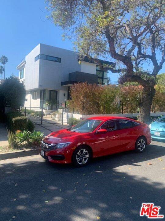 1106 22nd ST #B, Santa Monica, CA 90403