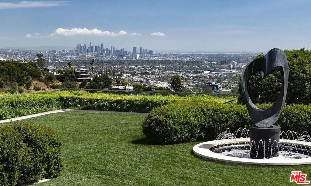 Beverly Hills, CA 90210,1500 Gilcrest DR