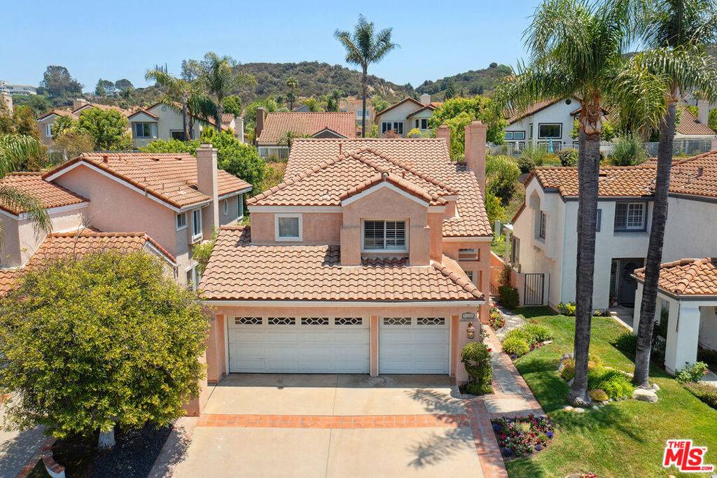 Calabasas, CA 91302,24660 Vista Cerritos