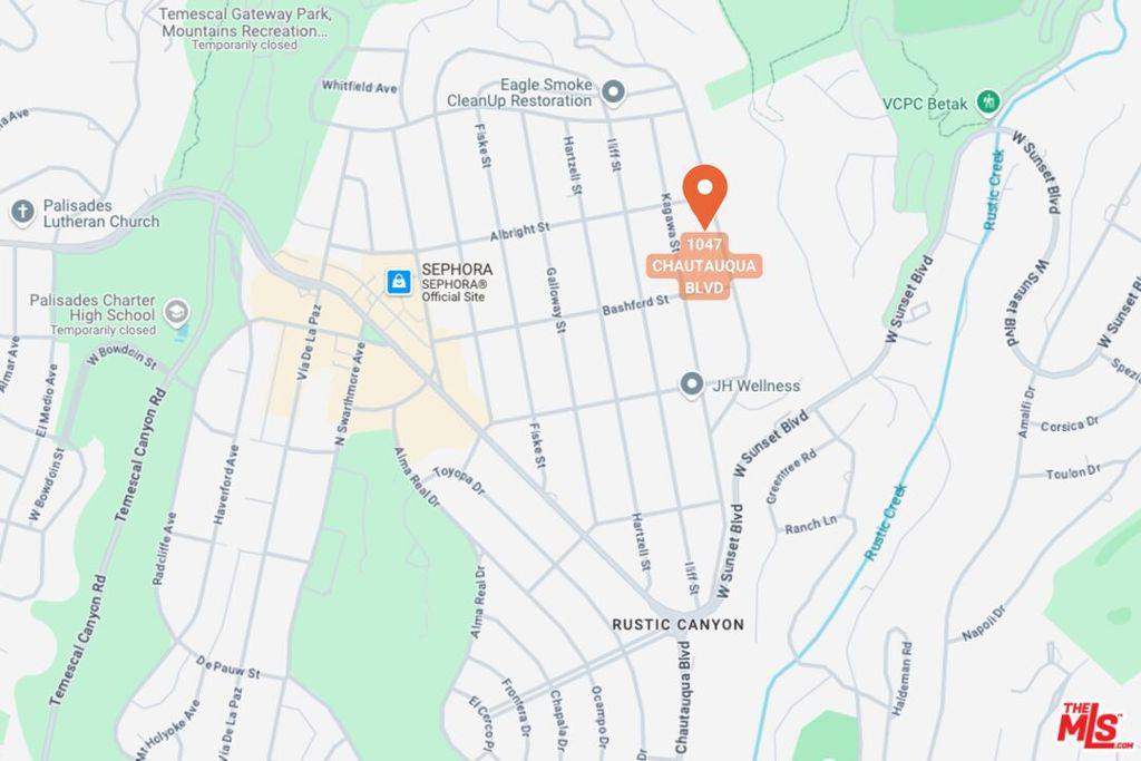Pacific Palisades, CA 90272,1047 Chautauqua BLVD