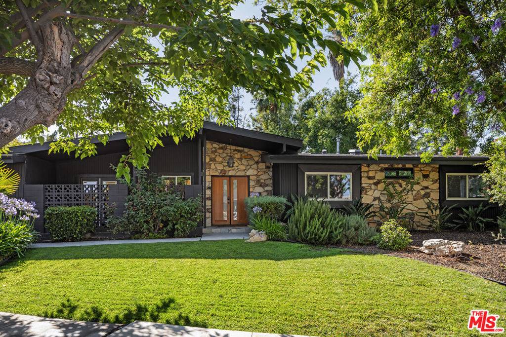 Woodland Hills, CA 91367,5831 Elba PL