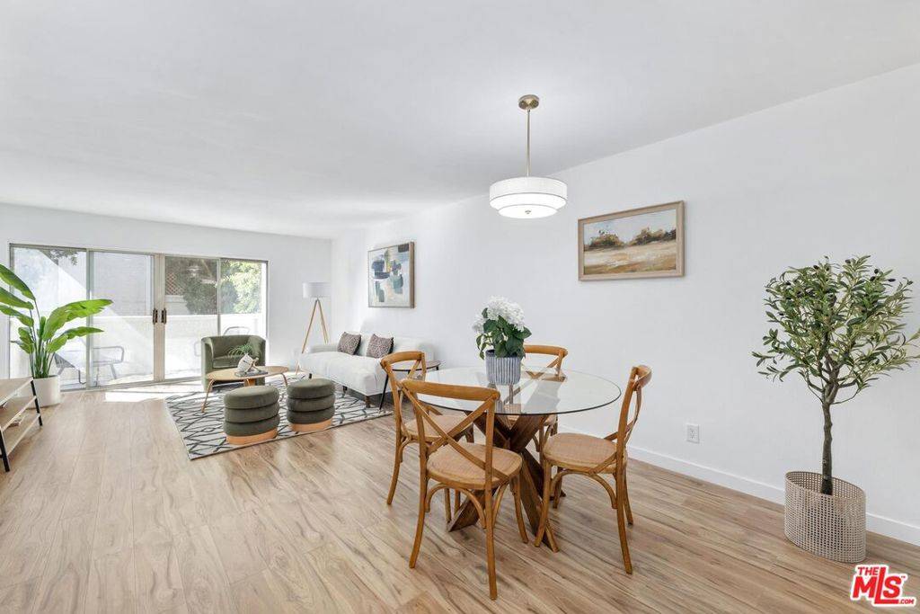 20134 Leadwell ST #217, Winnetka, CA 91306