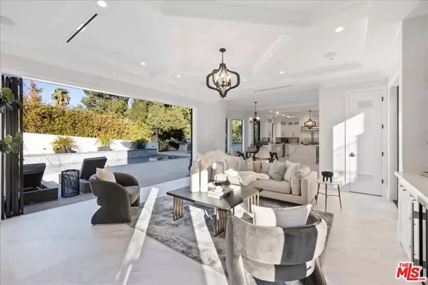 Tarzana, CA 91356,4351 Vanalden AVE