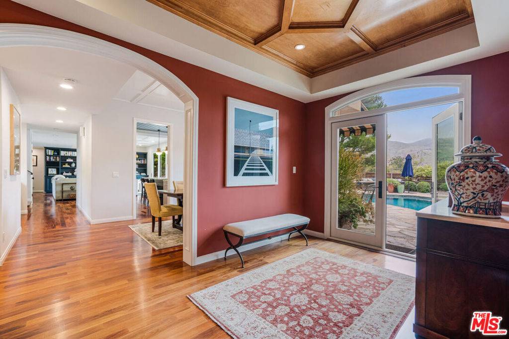 Pacific Palisades, CA 90272,17589 Camino De Yatasto