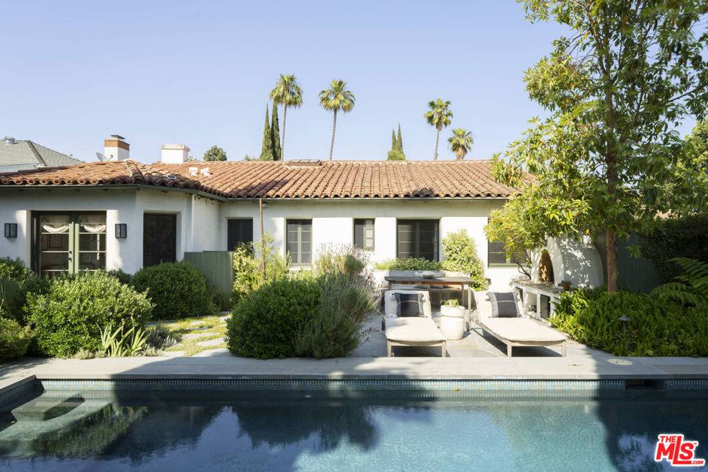 3431 Lambeth ST, Los Angeles, CA 90027