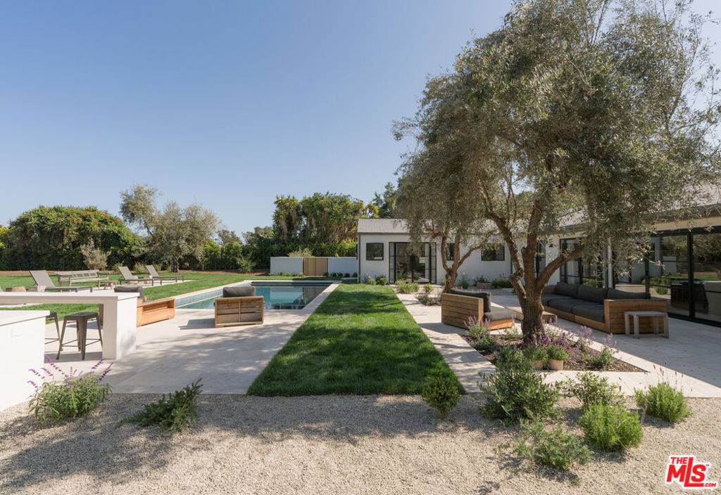 Santa Barbara, CA 93108,99 Sierra Vista RD