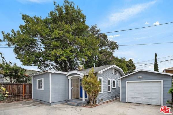 Los Angeles, CA 90016,2736 S Cloverdale AVE
