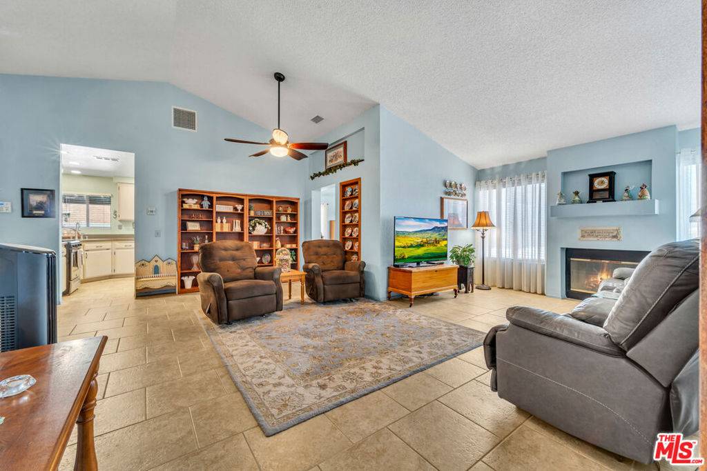 Palmdale, CA 93552,37402 Manchester ST