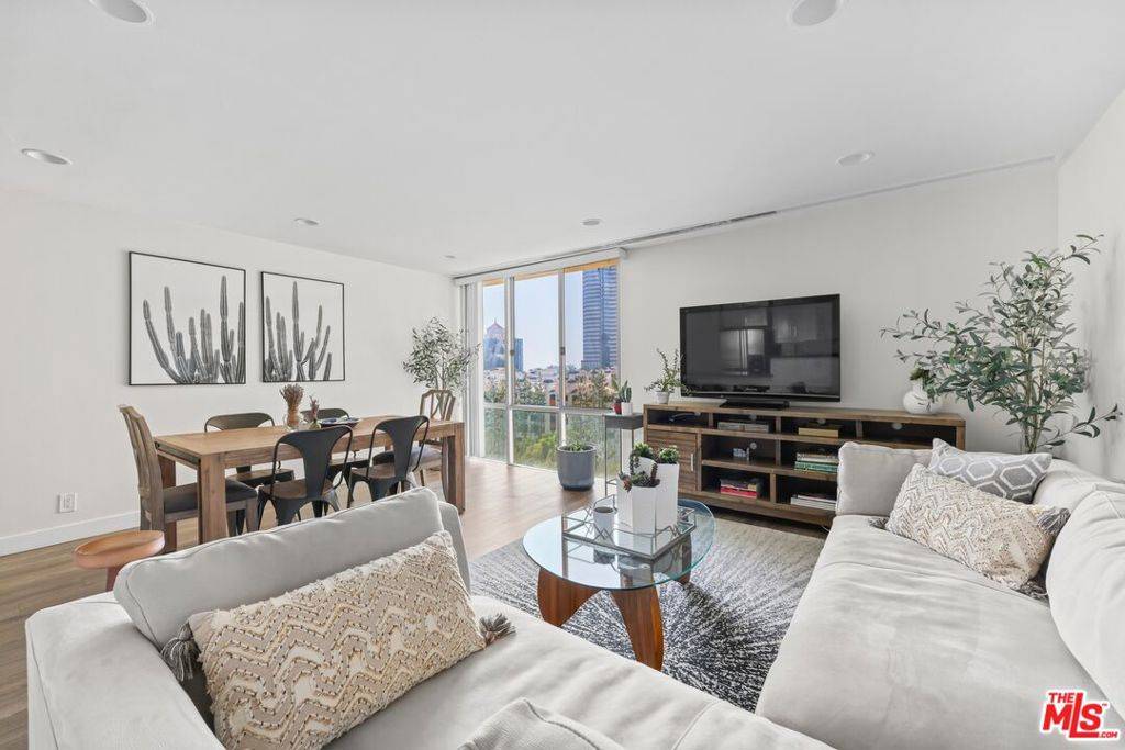 2160 Century Park E #1103, Los Angeles, CA 90067