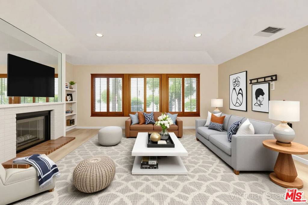 Westlake Village, CA 91362,4042 Stoneriver CT