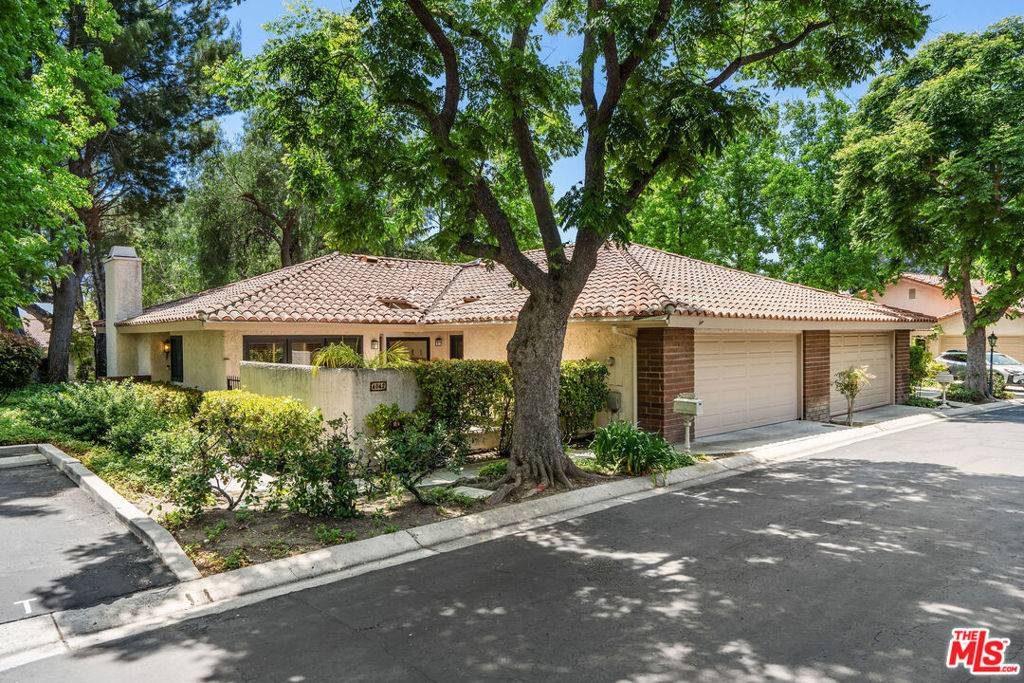 4042 Stoneriver CT, Westlake Village, CA 91362