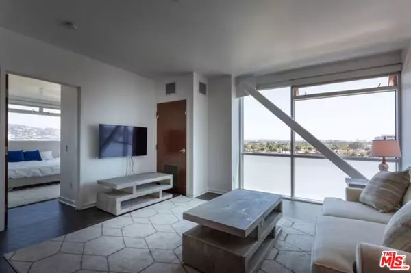 Beverly Hills, CA 90211,8601 Wilshire Blvd #601