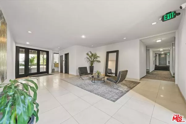 West Hollywood, CA 90069,8960 Cynthia ST #211