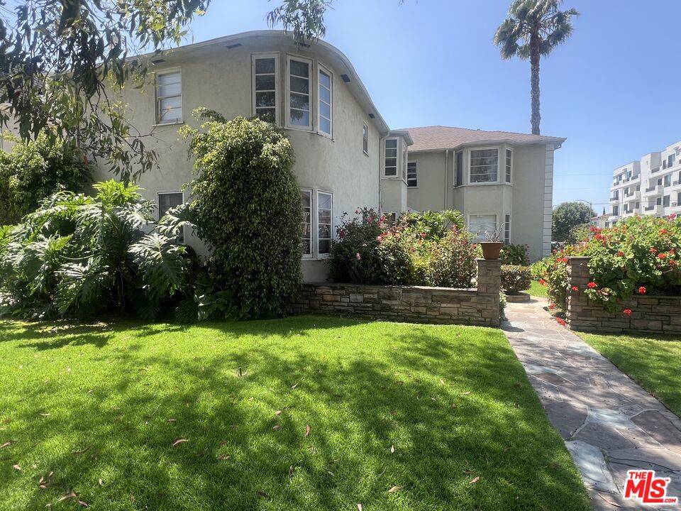 Los Angeles, CA 90035,8686 W Olympic BLVD