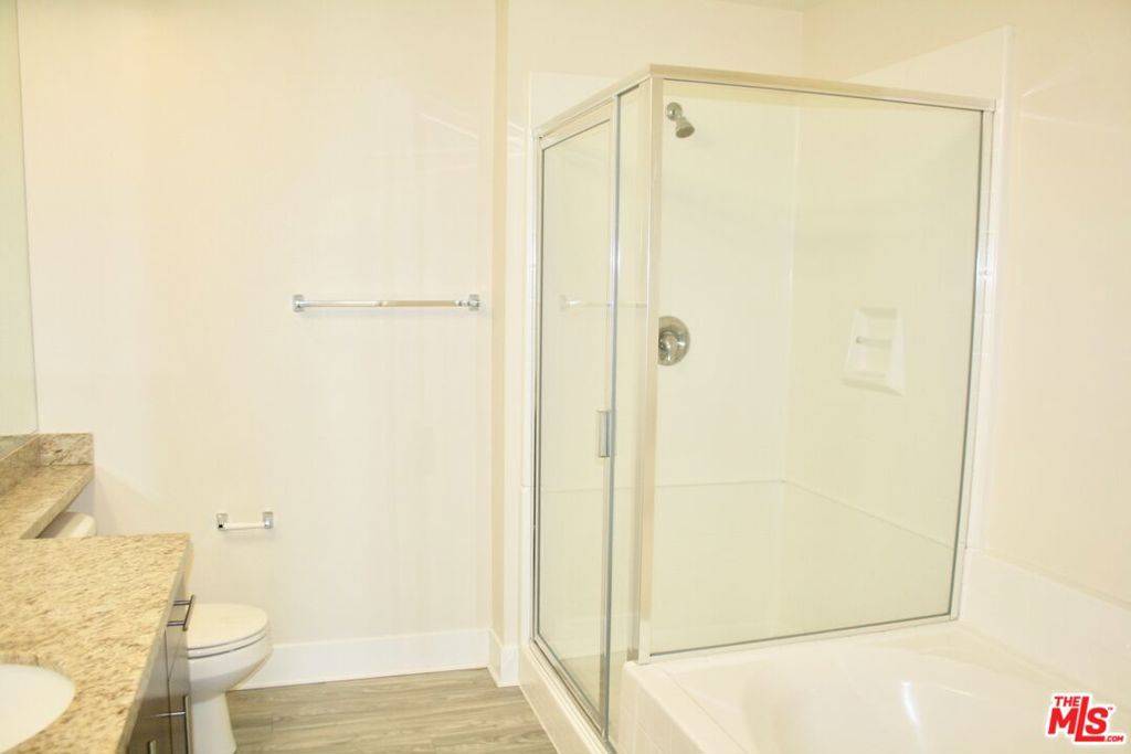 Santa Monica, CA 90401,1241 5TH ST #302