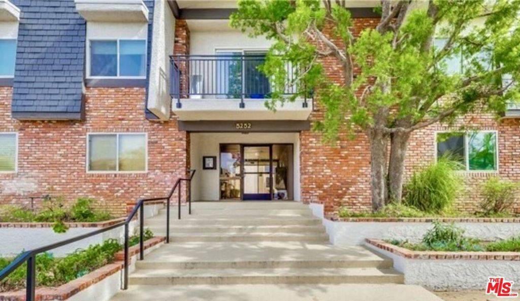 5252 COLDWATER CANYON AVE #207, Van Nuys, CA 91401