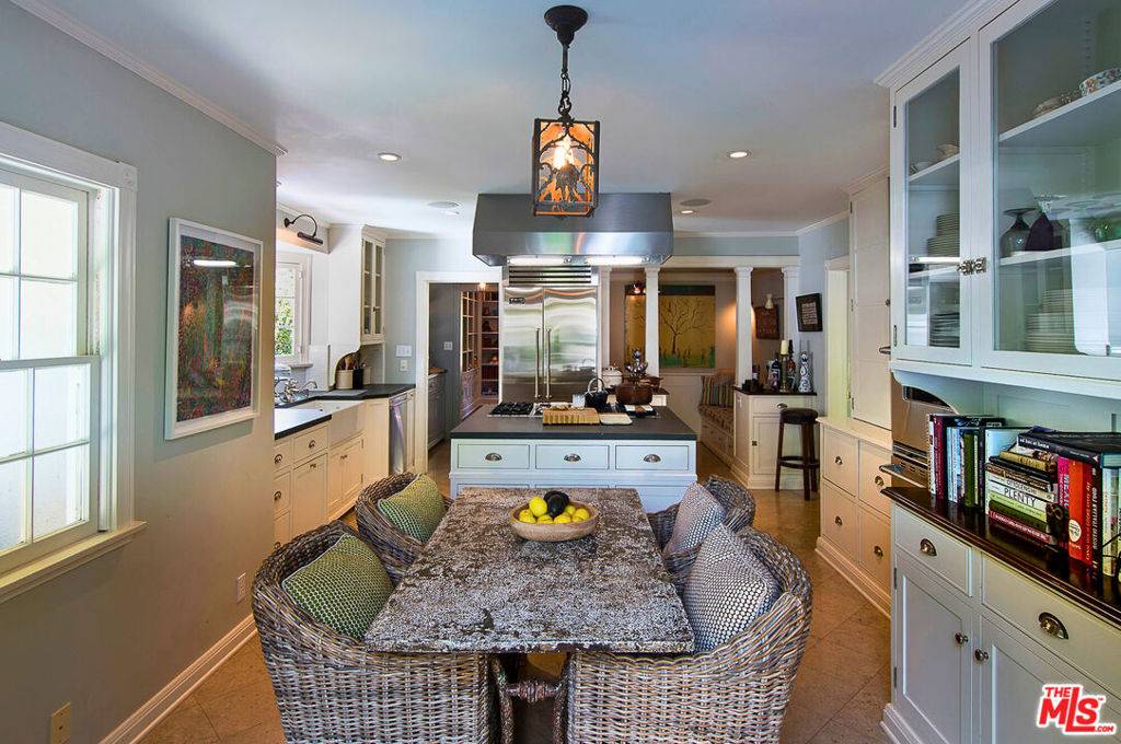 Santa Monica, CA 90402,369 23rd ST