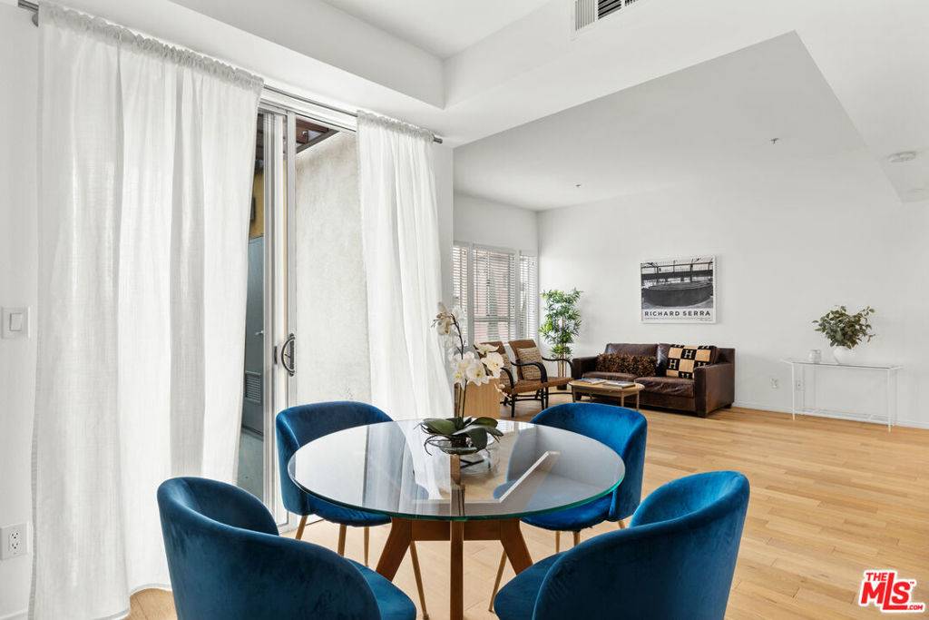 Studio City, CA 91602,4180 Fair AVE #PH 5