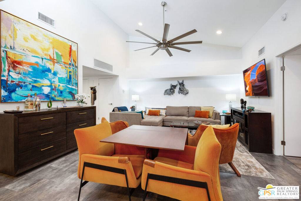 Palm Springs, CA 92262,255 S Avenida Caballeros #313